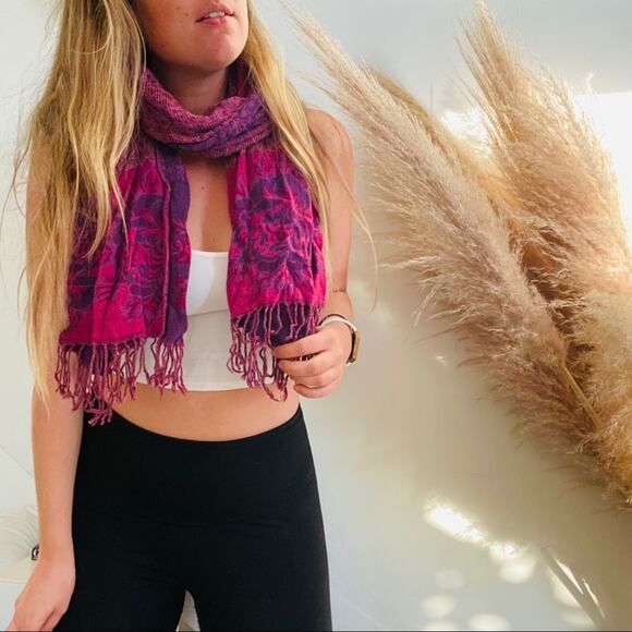 NORDSTROM Pink Purple Tassel Fringe Patchwork Quilt Floral Print Cozy Scarf - Picture 2 of 3
